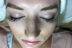 Midtown eyelash extension salon