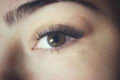 natural lashes